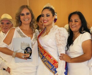 Nuestra Cultural Attache de la Embajada de Perú en Washington DC la Sra. Flor Díaz, siempre presente apoyando el esfuerzo por difundir el Perú.