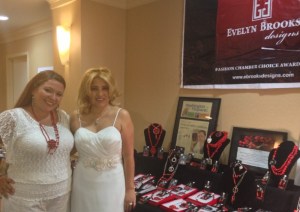 Evelyn Brooks con Heidi Castrillon directora de Biz USA Peru y America